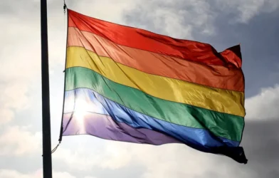 Parada do Orgulho LGBT+ de SP celebrará o envelhecer e a resistência