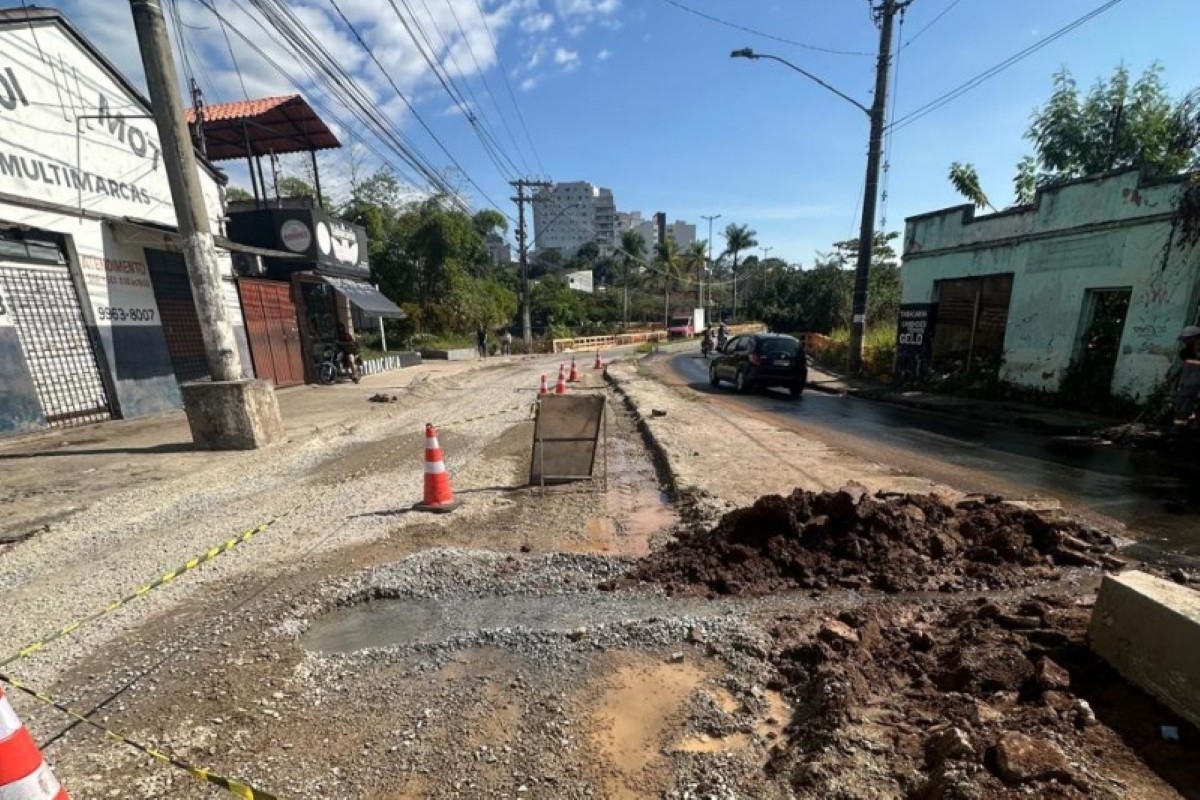 Ponte do bairro Niterói é interditada para manutenção do asfalto em Divinópolis