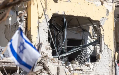 Programa nuclear secreto de Israel inclui até 300 bombas atômicas