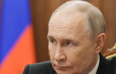 Putin descarta morte de Khamenei e propõe trégua entre Irã e Israel
