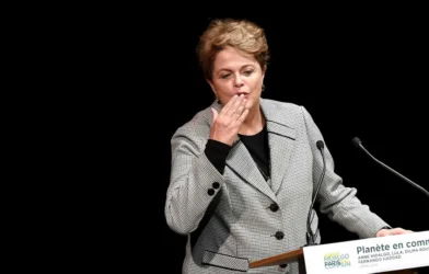 Putin parabeniza Dilma Rousseff por gestão no banco dos BRICS e reeleição