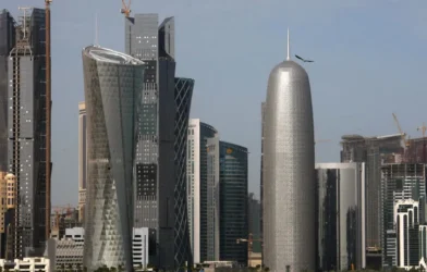 Qatar encerra espaço aéreo após ameaças contra bases norte-americanas