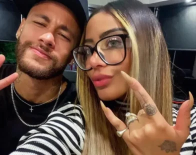 Rafaella Santos defende Neymar após gol de mão e expulsão
