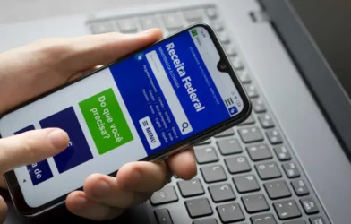 Receita volta a receber declarações do Imposto de Renda 2025 com multa para quem atrasou