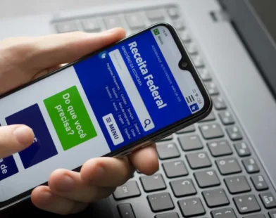 Receita volta a receber declarações do Imposto de Renda 2025 com multa para quem atrasou