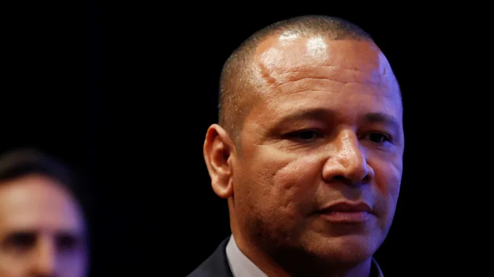 Saiba como Neymar Pai quer viabilizar arena e CT para o Santos no 'Modelo Disney'