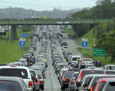 Saiba piores horários para pegar estrada no feriado de Corpus Christi