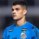 Santos tenta segurar Gabriel Brazão e admite negociação por João Paulo