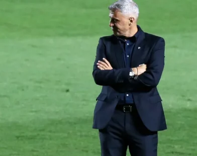 São Paulo fecha contratação de Hernán Crespo até o final de 2026