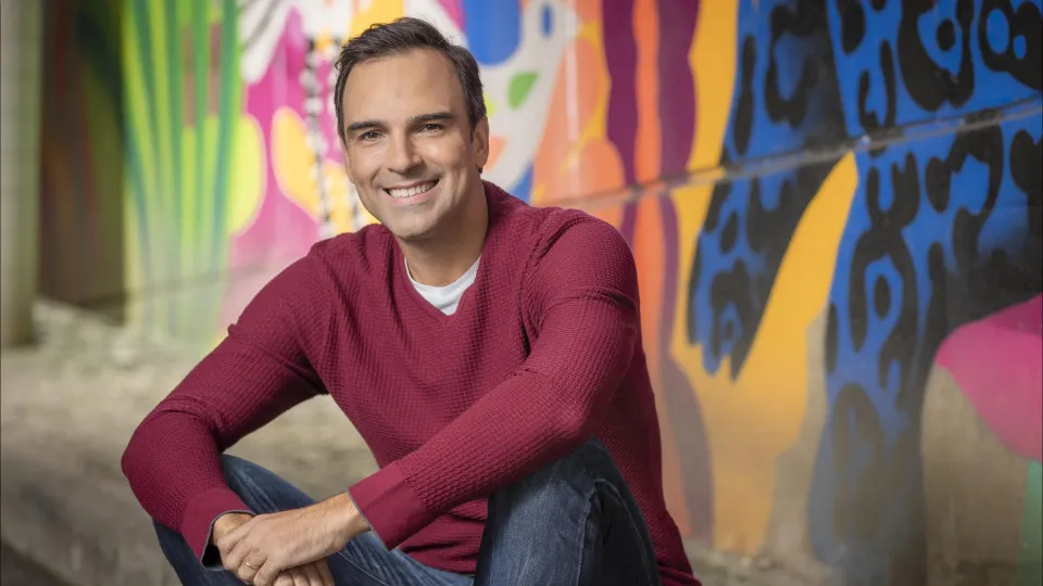 Tadeu Schmidt volta ao esporte em novo programa da Globo a partir de junho