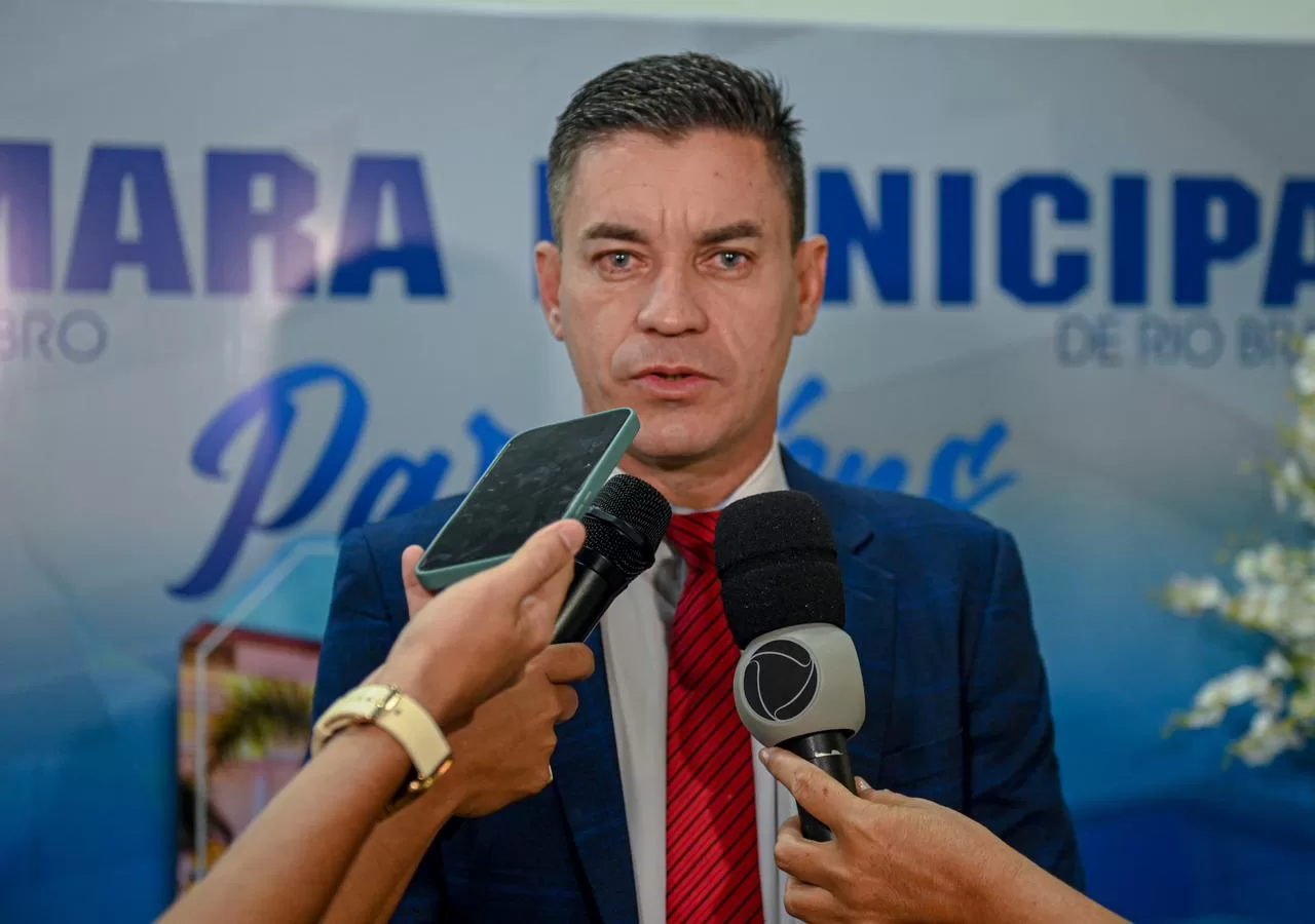“Tem que sentar na cadeira e tocar a presidência”, diz Neném sobre denuncia de Joabe | ac24horas