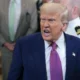 Trump pressiona Putin e suspende negociações com a Rússia