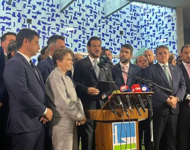 União Brasil e PP escancaram que devem romper de vez com Lula