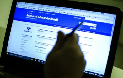 Veja quando será pago o terceiro lote do IR 2025 e quem pode entrar nele