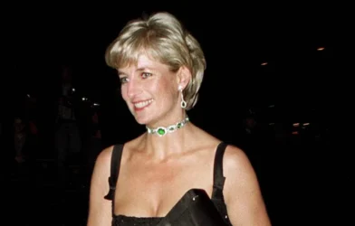Vestido de princesa Diana em seu último aniversário encanta até hoje