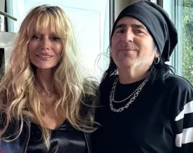 Vocalista do Faster Pussycat fala sobre noiva que caiu de cruzeiro